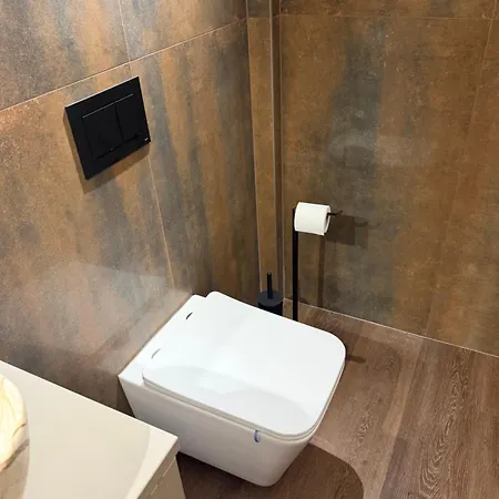 Dramos Premium Loft With Terrace & Free Parking